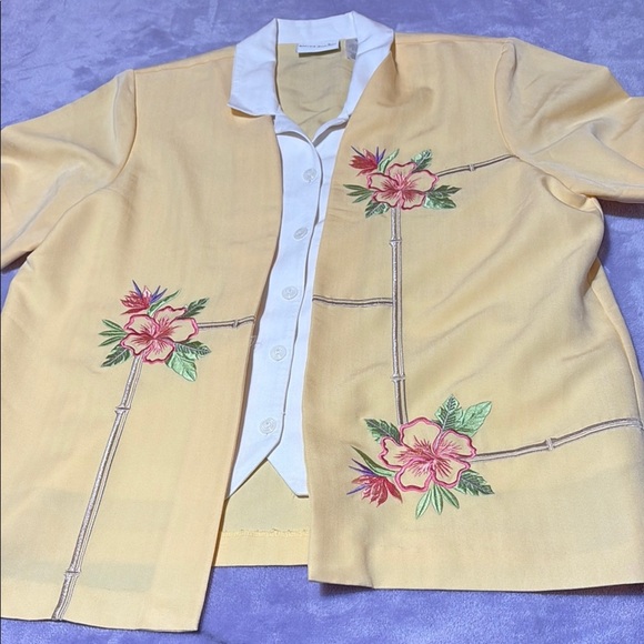 Alfred Dunner Yellow Blazer with Floral Embroidery - Picture 1 of 7
